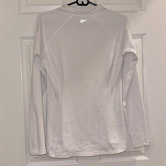 Reebok half-zip long sleeve activewear top - Picture 3 of 10